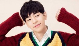 李硕珉韩网爆料恋情视频,韩网视频揭秘甜蜜瞬间